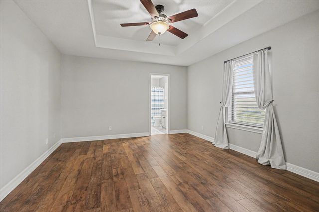 12431 9th Street, Santa Fe, TX 77510