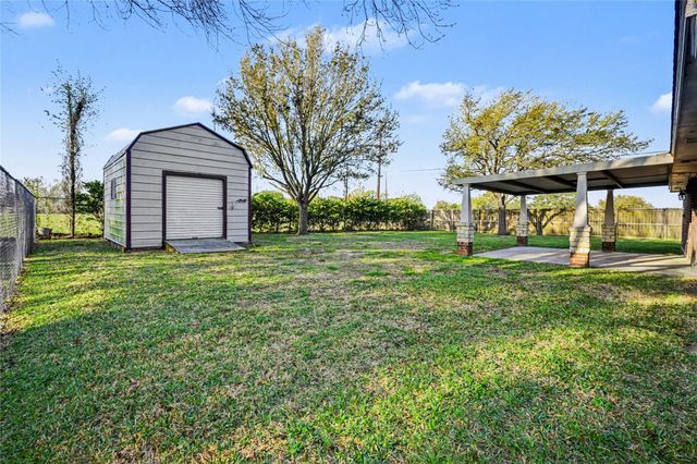 12431 9th Street, Santa Fe, TX 77510