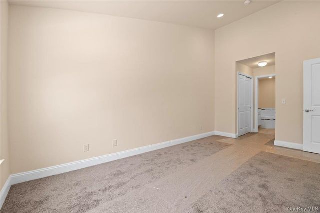 4 Steven Circle 4, Dix Hills, NY 11746