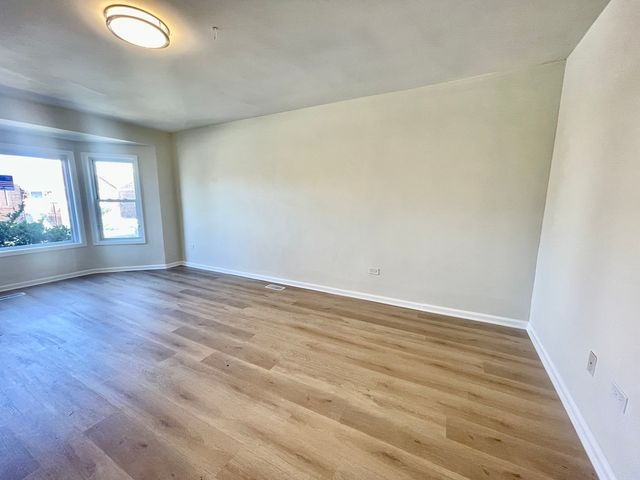 8312 S Phillips Avenue, Chicago, IL 60617