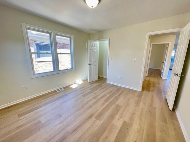 8312 S Phillips Avenue, Chicago, IL 60617