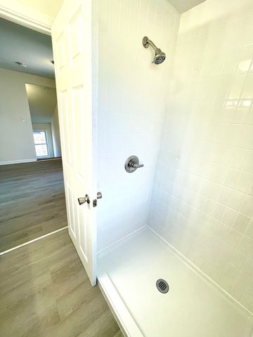 8312 S Phillips Avenue, Chicago, IL 60617