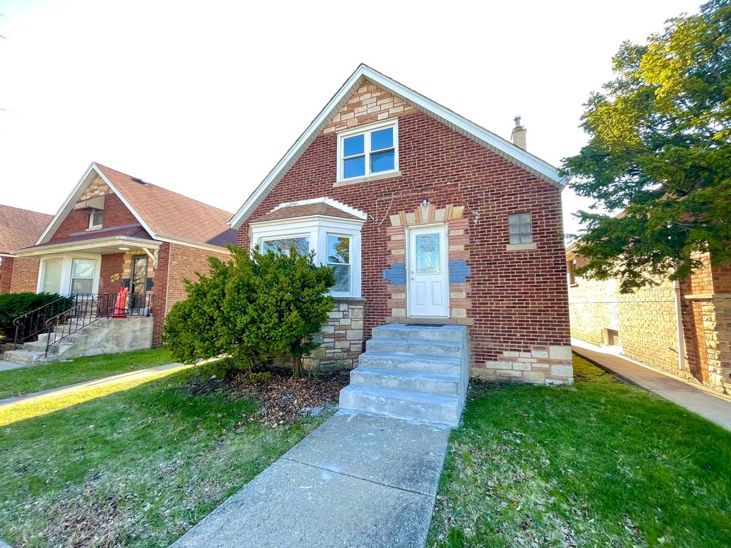 8312 S Phillips Avenue, Chicago, IL 60617