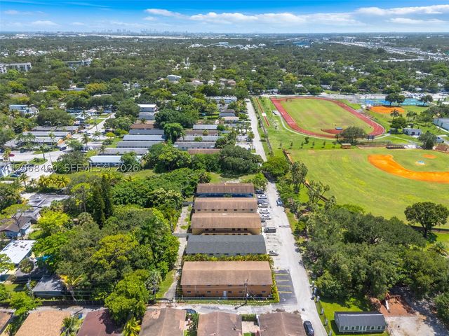632 SW 16th Ave D, Fort Lauderdale, FL 33312