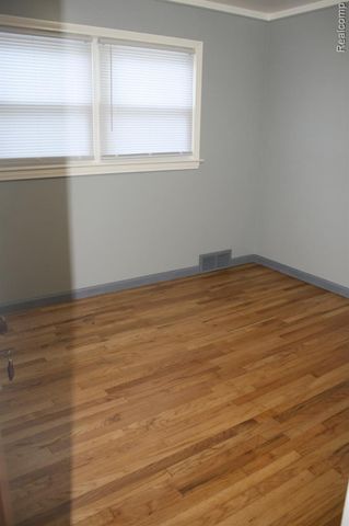 5001 Montfaucon Street, Trenton, MI 48183