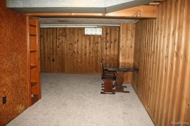 5001 Montfaucon Street, Trenton, MI 48183