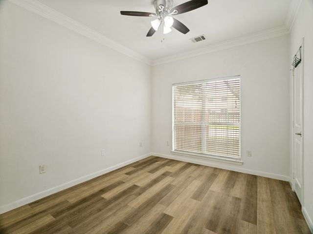 1947 Sherburne Street, Lewisville, TX 75067