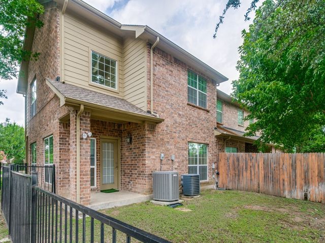 1947 Sherburne Street, Lewisville, TX 75067