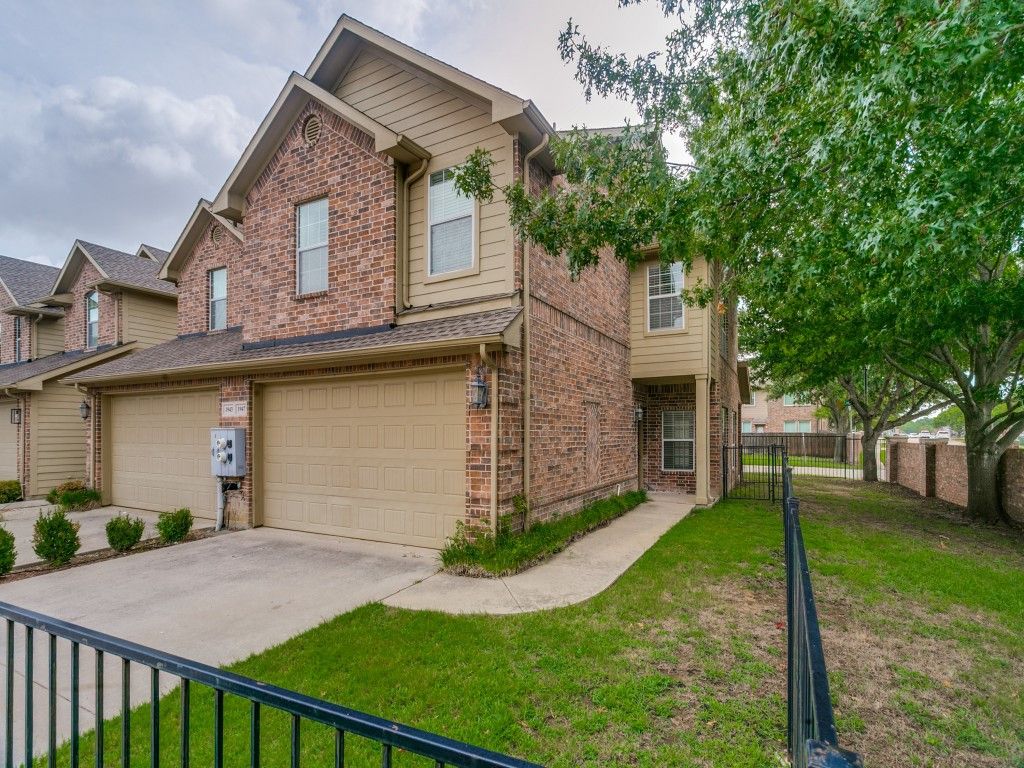 1947 Sherburne Street, Lewisville, TX 75067