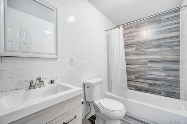 2240 Quimby Avenue, Bronx, NY 10473