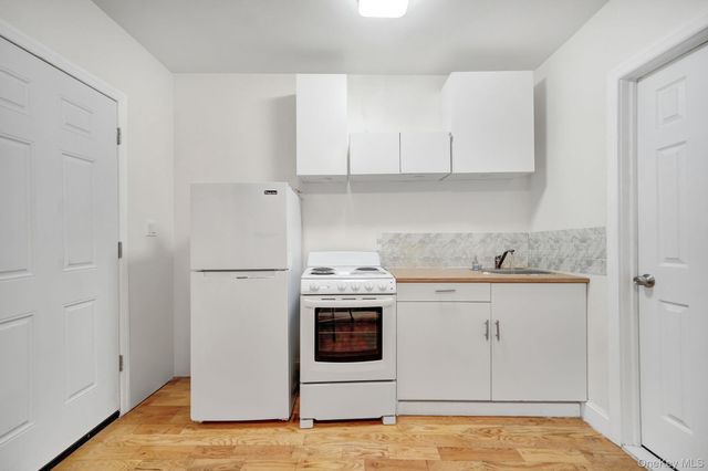 2240 Quimby Avenue, Bronx, NY 10473