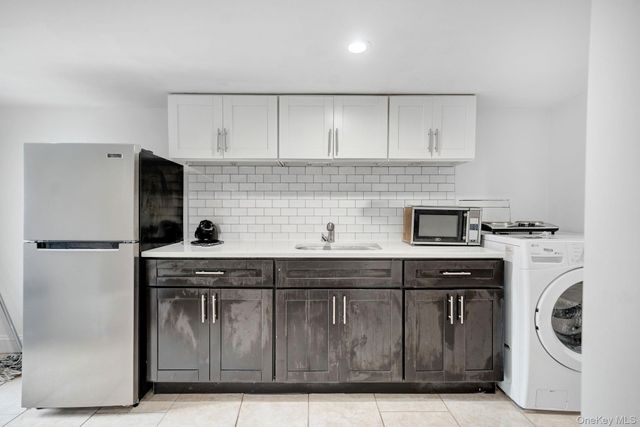 2240 Quimby Avenue, Bronx, NY 10473
