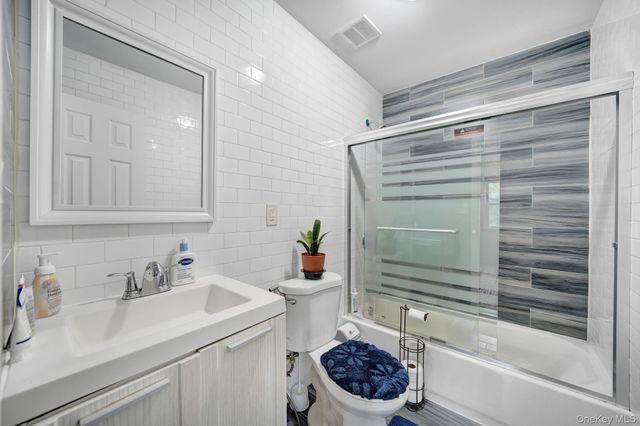2240 Quimby Avenue, Bronx, NY 10473
