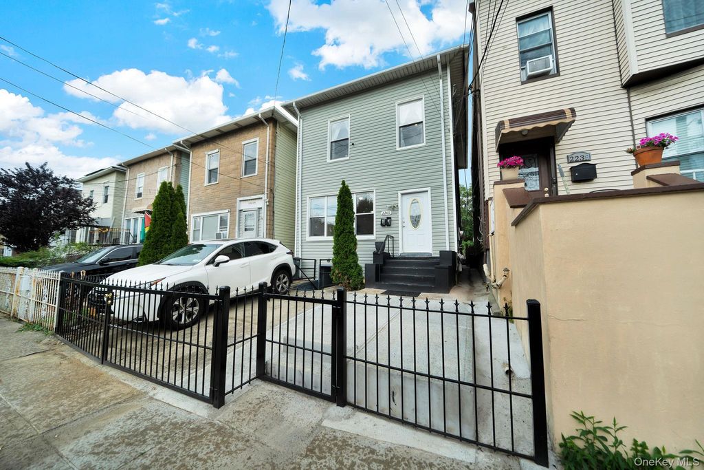 2240 Quimby Avenue, Bronx, NY 10473 — photo 2