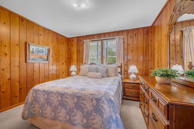 1006 Hershell St, Burns, TN 37029