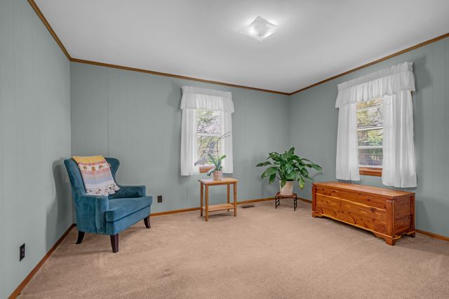 1006 Hershell St, Burns, TN 37029