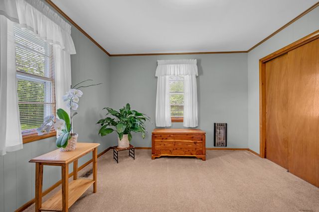 1006 Hershell St, Burns, TN 37029