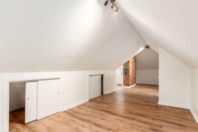 865 Old Leonard Avenue, Columbus, OH 43203