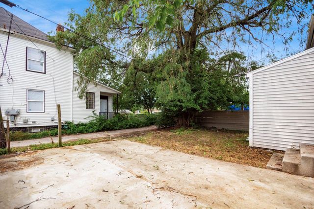 865 Old Leonard Avenue, Columbus, OH 43203