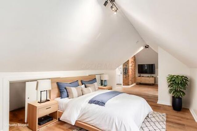 865 Old Leonard Avenue, Columbus, OH 43203