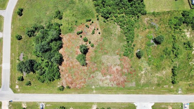 297 County Road 5025, Cleveland, TX 77327