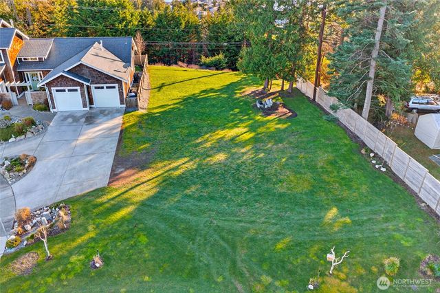2810 Grady Lane, Anacortes, WA 98221