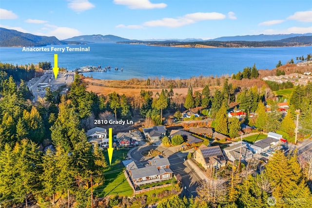 2810 Grady Lane, Anacortes, WA 98221