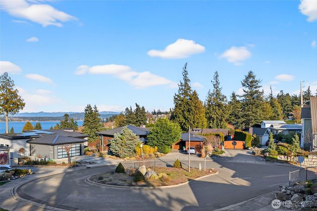 2810 Grady Lane, Anacortes, WA 98221