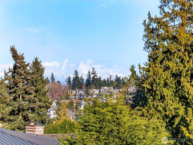 2810 Grady Lane, Anacortes, WA 98221