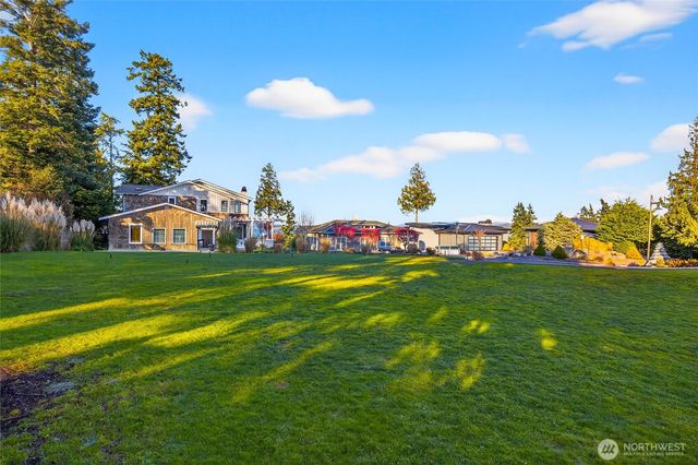 2810 Grady Lane, Anacortes, WA 98221