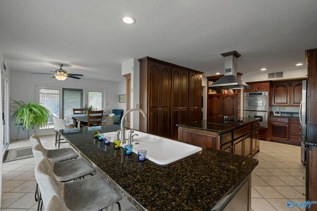 2003 Mcdowling Drive SE, Huntsville, AL 35803