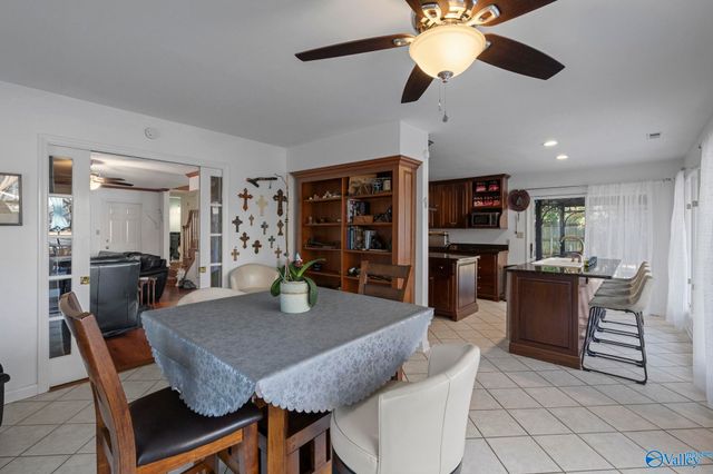 2003 Mcdowling Drive SE, Huntsville, AL 35803