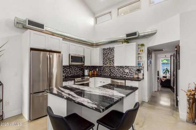 5348 N 3RD Avenue, Phoenix, AZ 85013