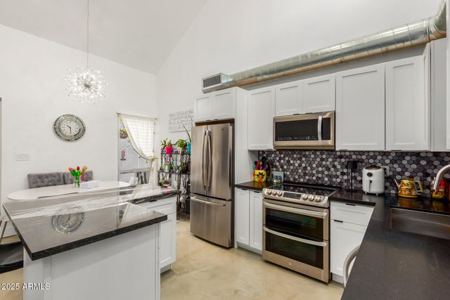 5348 N 3RD Avenue, Phoenix, AZ 85013