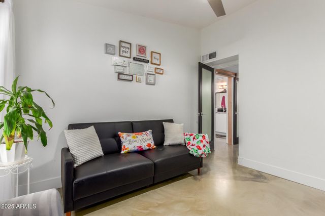 5348 N 3RD Avenue, Phoenix, AZ 85013