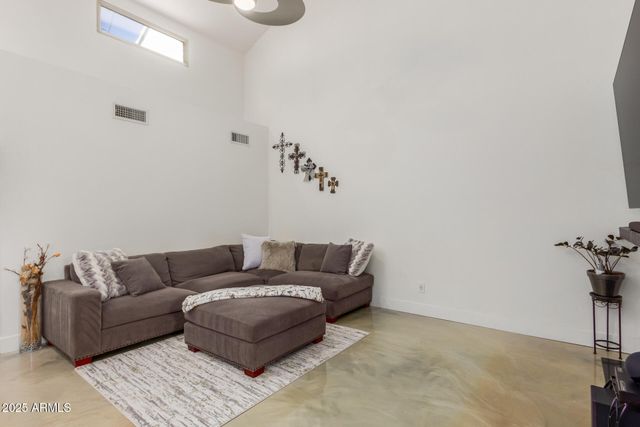 5348 N 3RD Avenue, Phoenix, AZ 85013