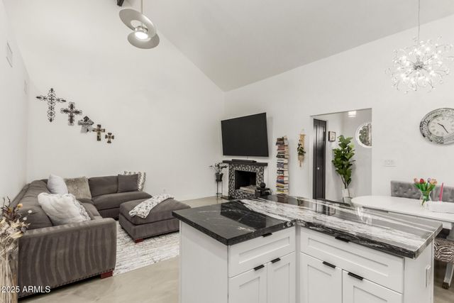 5348 N 3RD Avenue, Phoenix, AZ 85013