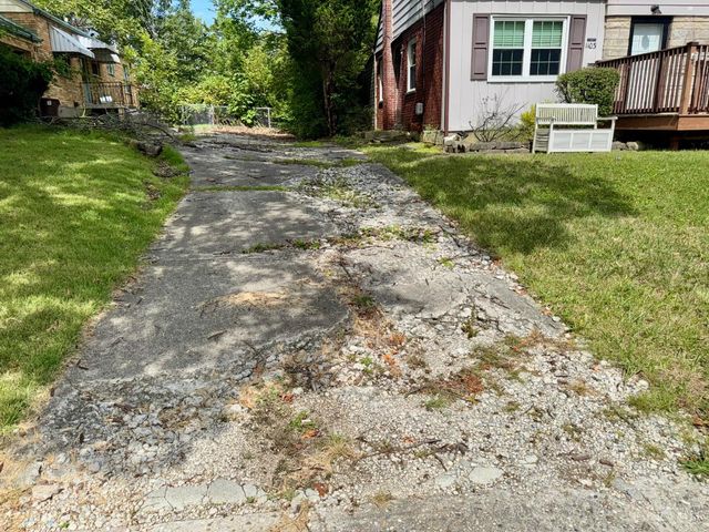 8754 Monsanto Drive, Springfield Twp., OH 45231