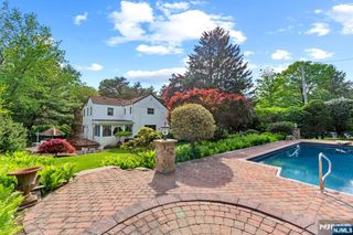 6 Isabella Way, Demarest, NJ 07627