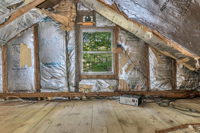 19 Sherwood Forest Drive, Canterbury, NH 03224