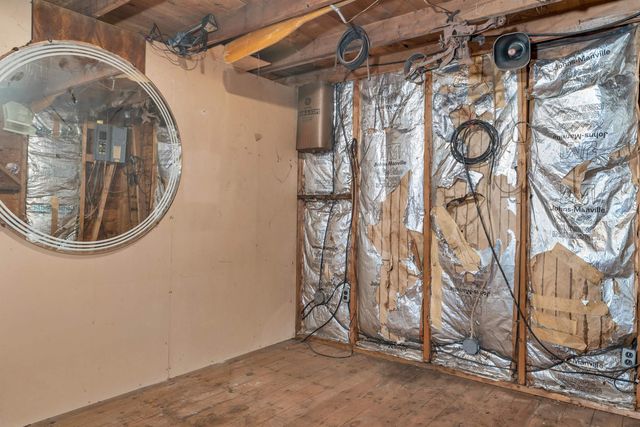 19 Sherwood Forest Drive, Canterbury, NH 03224