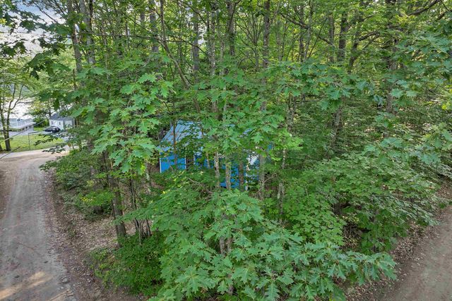 19 Sherwood Forest Drive, Canterbury, NH 03224