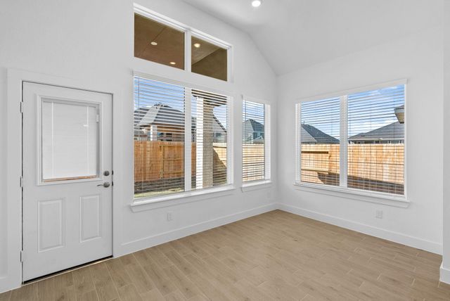 333 Gambels Quail Road, Waller, TX 77447