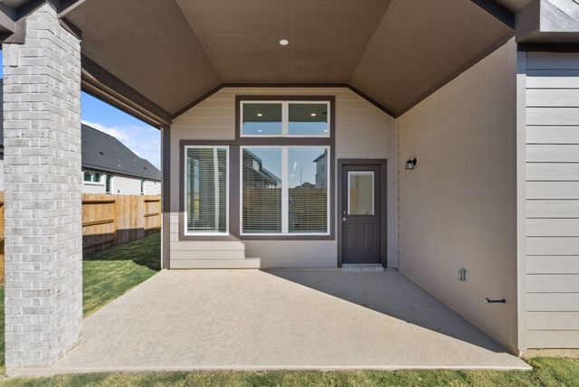 333 Gambels Quail Road, Waller, TX 77447