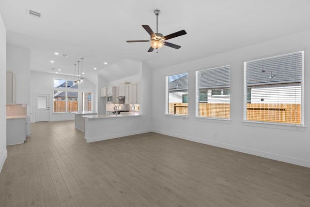 333 Gambels Quail Road, Waller, TX 77447