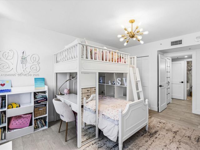 701 Brickell Key Blvd 1903, Miami, FL 33131