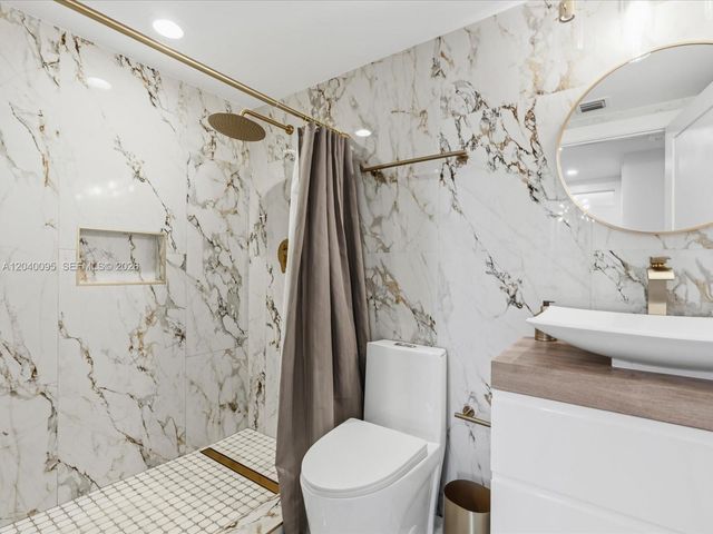 701 Brickell Key Blvd 1903, Miami, FL 33131