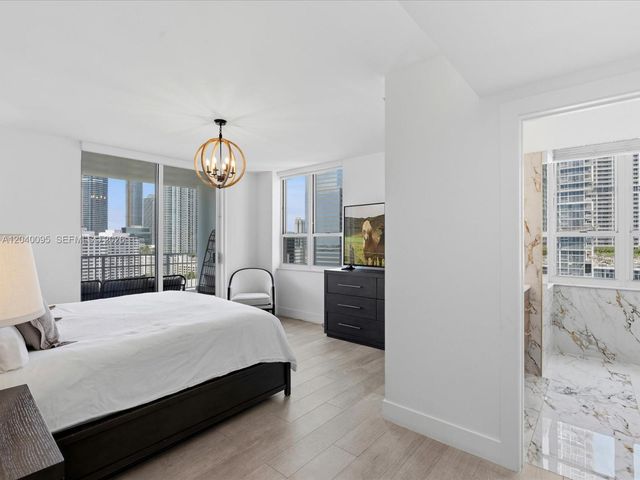 701 Brickell Key Blvd 1903, Miami, FL 33131