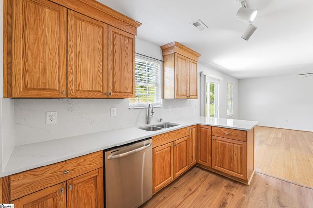 1 Haven Reach Way, Taylors, SC 29687