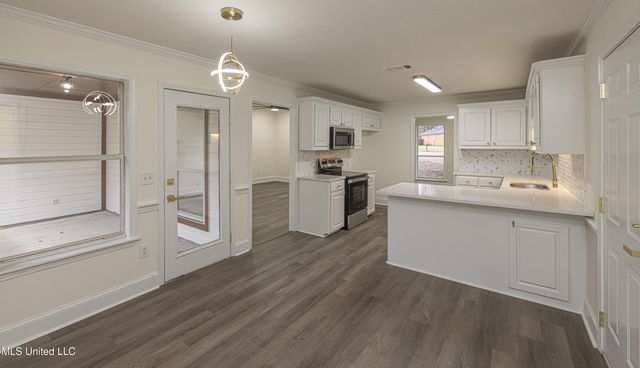 807 Meadow Way Cove, Byram, MS 39272